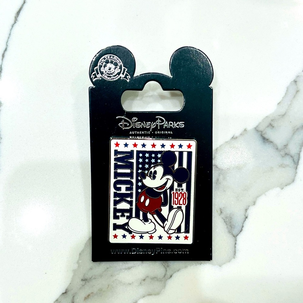 Disney Parks Mickey Mouse 1928 Collector Pin NEW